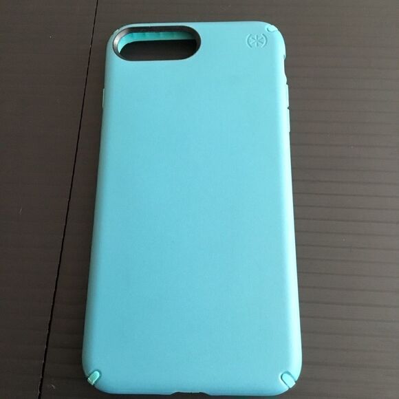 Speck Presidio iPhone 7 Plus Case (F) - Picture 1 of 8